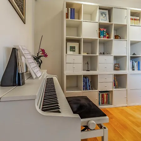 3 Bedroom Beautiful Home In Pula *