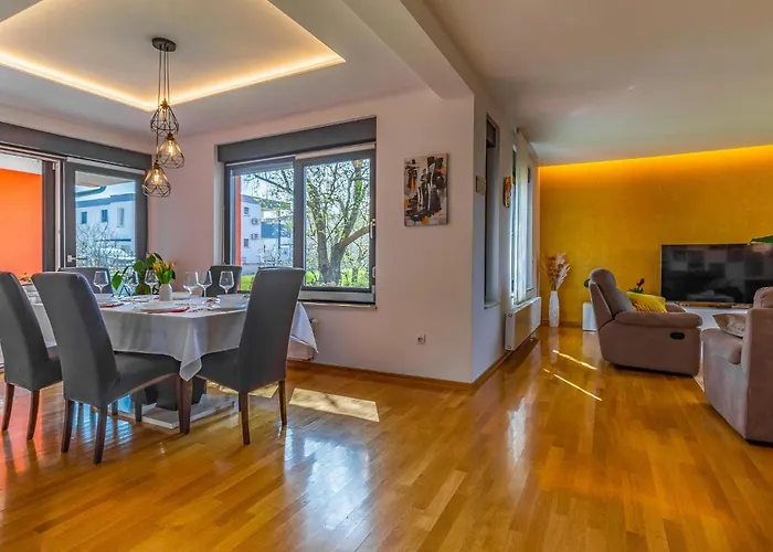 3 Bedroom Lovely In *