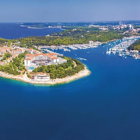 3 Bedroom Beautiful Home In Pula