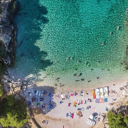 Holiday home 3 Bedroom Lovely In Pula