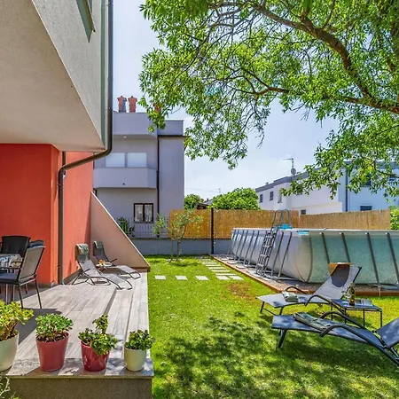 Σπίτι διακοπών 3 Bedroom Beautiful Home In Pula