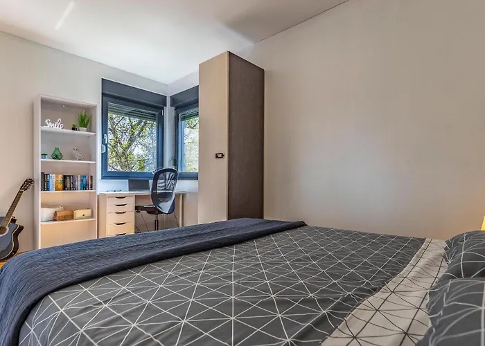 3 Bedroom Lovely In Semesterbostad Pula