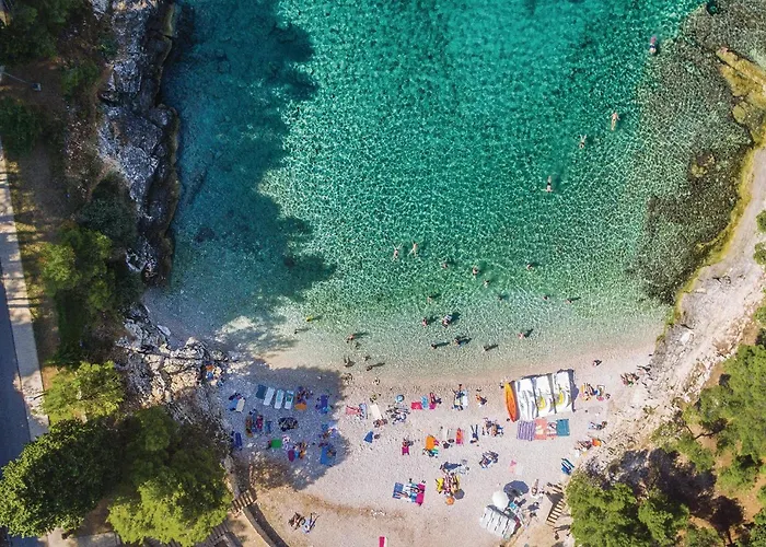 Dom wakacyjny 3 Bedroom Lovely In Pula