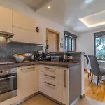 Tatil Evi 3 Bedroom Beautiful Home In Pula Pula