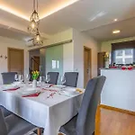 3 Bedroom Beautiful Home In Pula