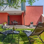 Tatil Evi 3 Bedroom Beautiful Home In Pula *